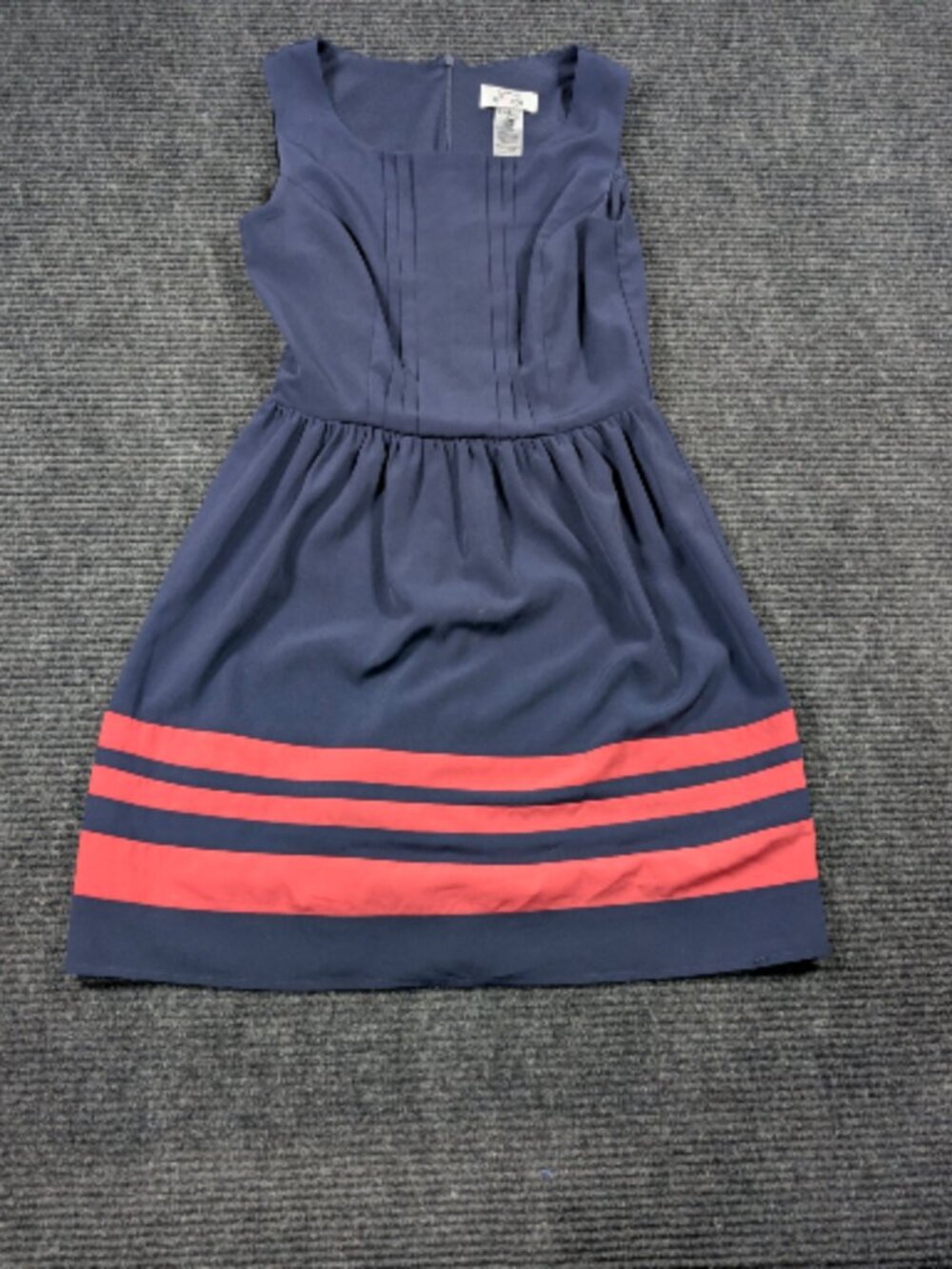 Sweet Storm Sleeveless Navy Colorblock Dress – Size S